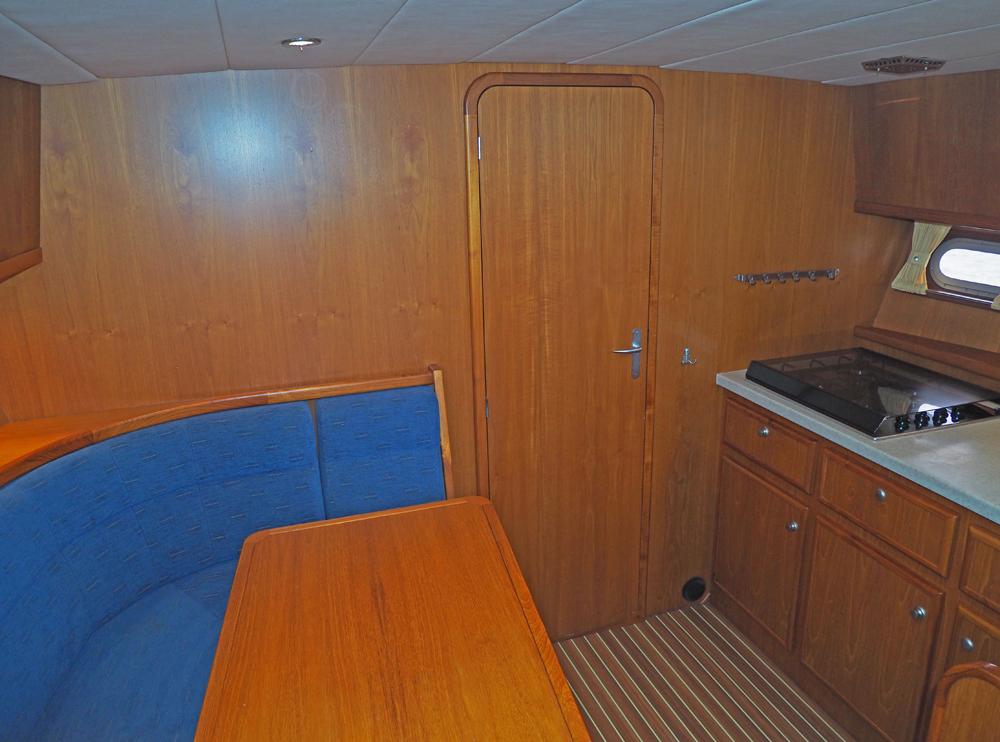 Fore ship, Accommodation